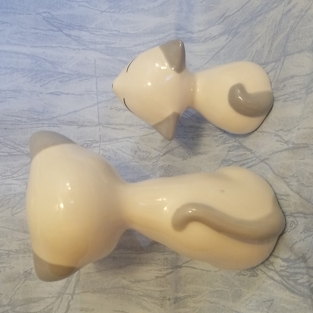 Siamese Momma Cat and Kitten Figurines - Picture 3 of 7